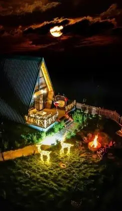 Standart Bungalow, Doğa Manzaralı, Şömineli ve Balkonlu