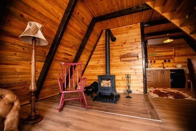 Standart Bungalow, Doğa Manzaralı, Şömineli ve Balkonlu