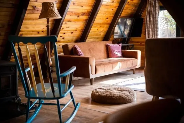 Standart Bungalow, Doğa Manzaralı, Şömineli ve Balkonlu