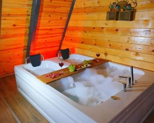 Suite Bungalow, Dağ Manzaralı, Jakuzili (2 Kişilik)