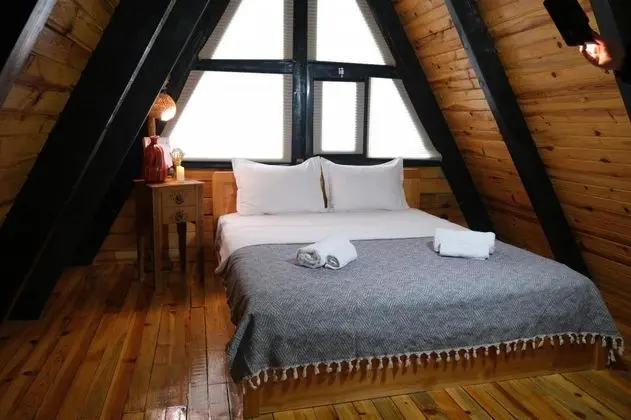 Suite Bungalow, Dağ Manzaralı, Jakuzili (2 Kişilik)