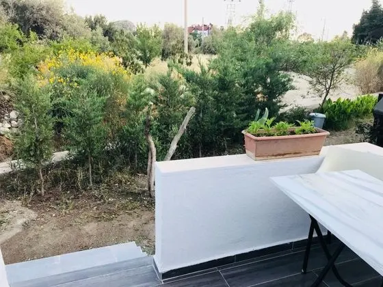 Ekonomik Apart Oda, Bahçe Manzaralı, Balkonlu
