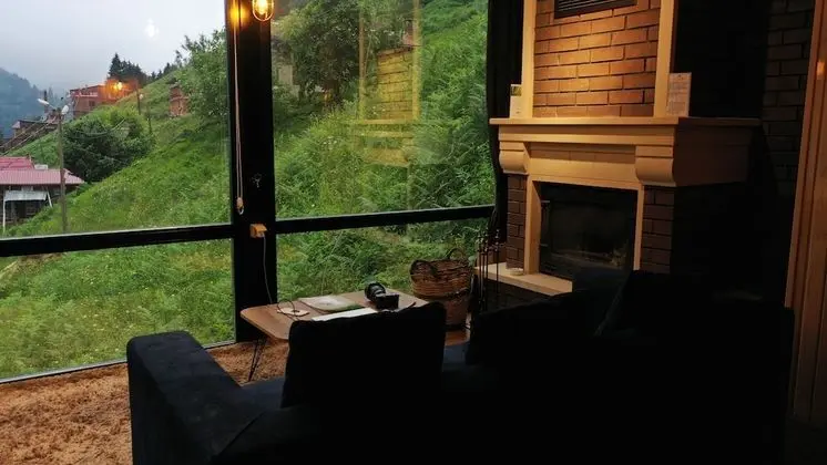 Royal Suite, Fireplace, Waterfall View, Jakuzi