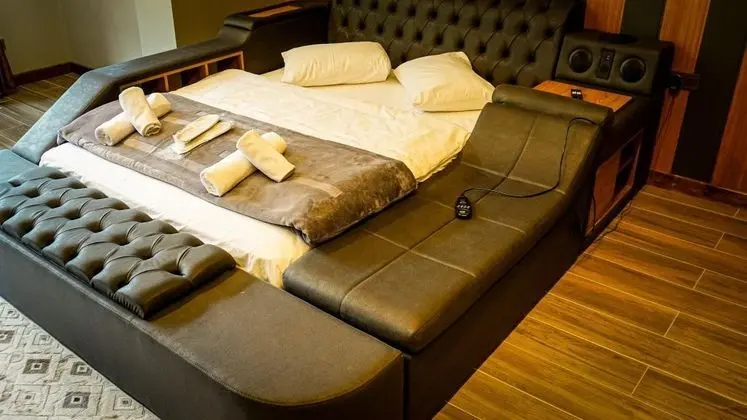 Deluxe Suit, Doğa Manzaralı, Şömineli ve Jakuzili