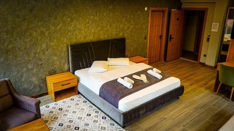 Suite, Dağ Manzaralı, Jakuzili