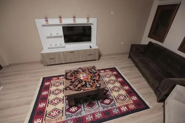 2+1 Daire, Dağ Manzaralı