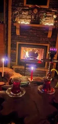 Jakuzili Şömineli Bungalow, Şelale Manzaralı, Şömineli ve Jakuzili