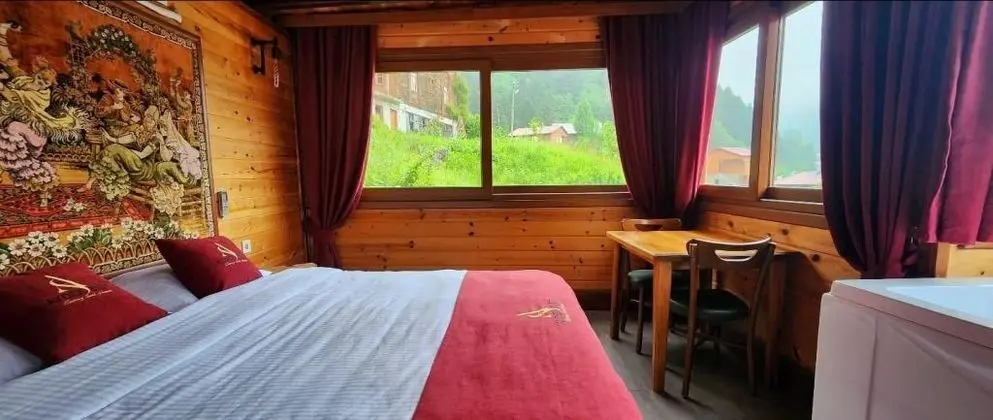 Jakuzili Şömineli Bungalow, Şelale Manzaralı, Şömineli ve Jakuzili