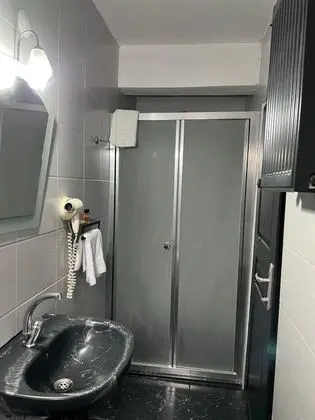 Çift Kişilik, Dağ Manzaralı