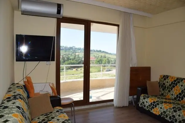 Daire-Tek Yatak Odalı, Bahçe Manzaralı