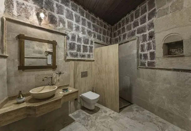 Double Stone Room