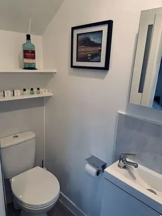 City Tek Büyük Yataklı Oda