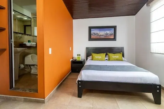 Standard Tek Büyük Yataklı Oda