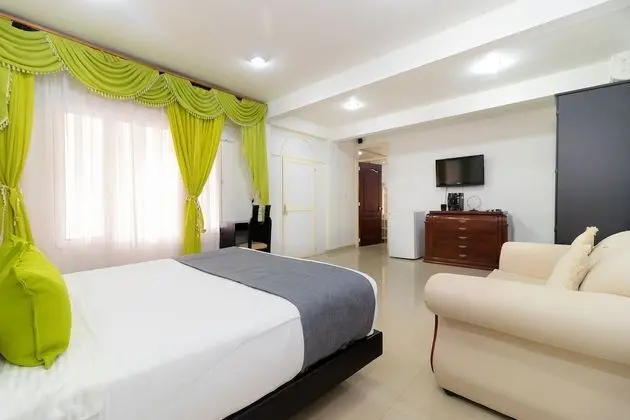 Deluxe Tek Büyük Yataklı Oda