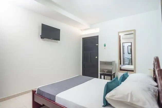 Standard Tek Büyük Yataklı Oda