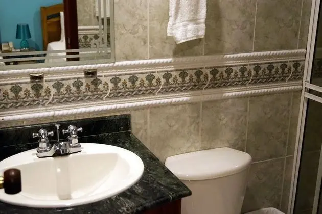 Üç Kişilik Oda, 3 Tek Kişilik Yatak, Sigara İçilmez