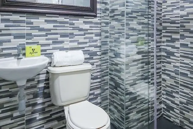 Tek Büyük Yataklı Oda, 1 Çift Kişilik Yatak