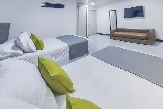 Üç Kişilik Oda, Birden Çok Yatak