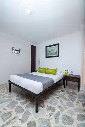 Standard Tek Büyük Yataklı Oda