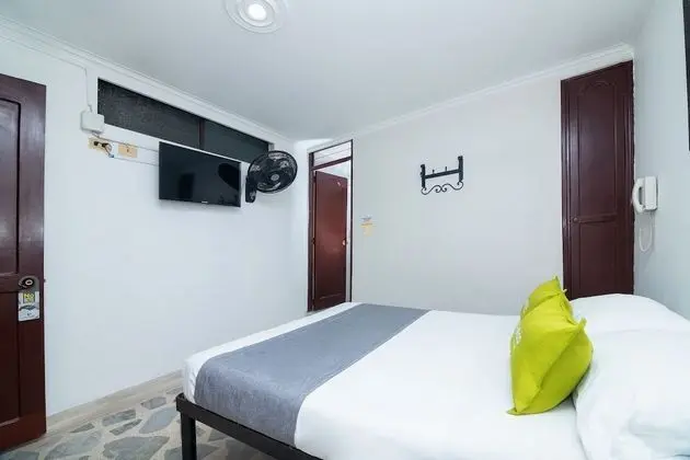 Standard Tek Büyük Yataklı Oda