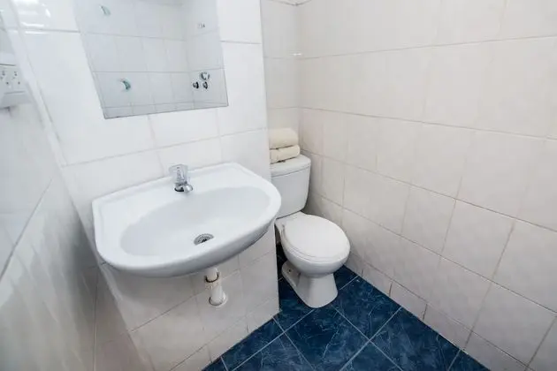 Standard Tek Büyük Yataklı Oda