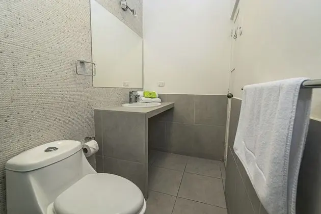 Standard Tek Büyük Yataklı Oda
