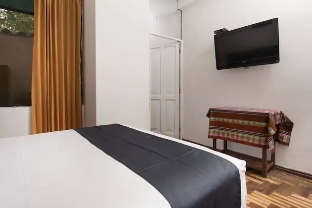 Standard Tek Büyük Yataklı Oda