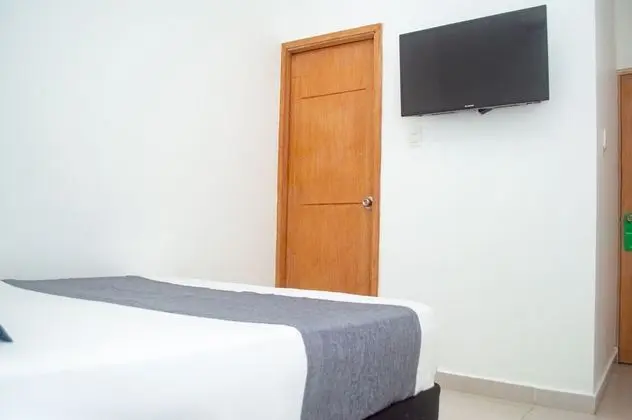 Standard Tek Büyük Yataklı Oda