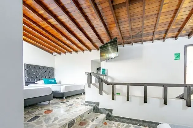 Standard Dört Kişilik Oda