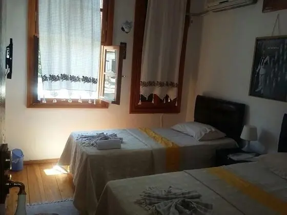 Economy Üç Kişilik Oda