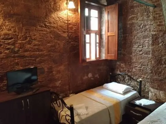 Romantic Üç Kişilik Oda