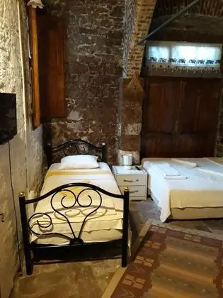 Romantic Üç Kişilik Oda