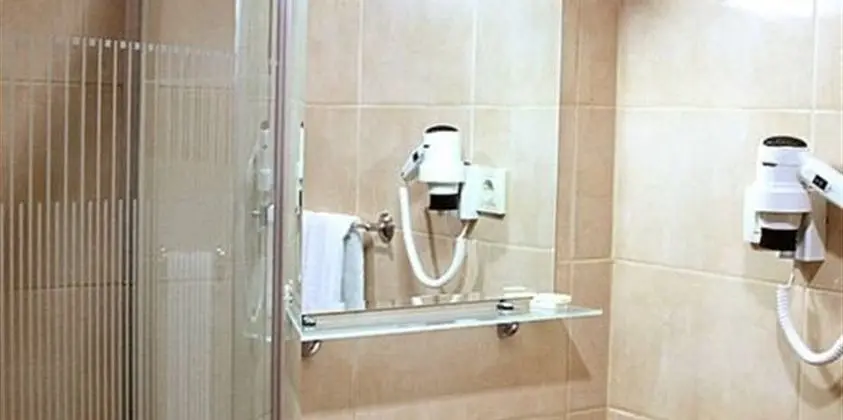 Standart Oda - İki Ayrı Yataklı - Oda Kahvaltı