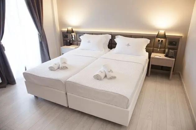 Deluxe Tek Büyük veya İki Ayrı Yataklı Oda, Avlu Manzaralı