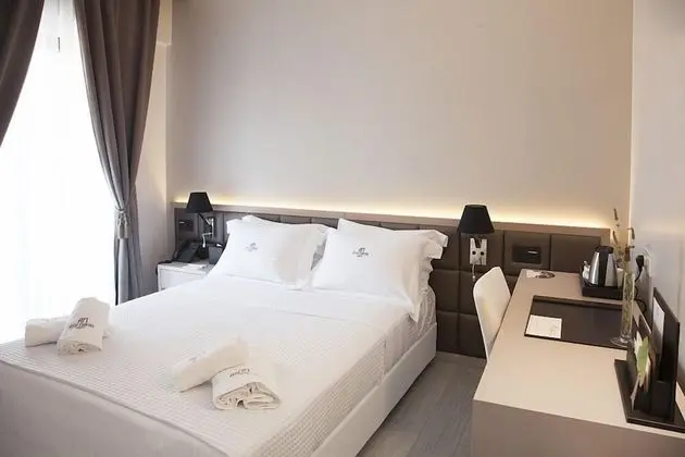 Deluxe Tek Büyük veya İki Ayrı Yataklı Oda, Avlu Manzaralı