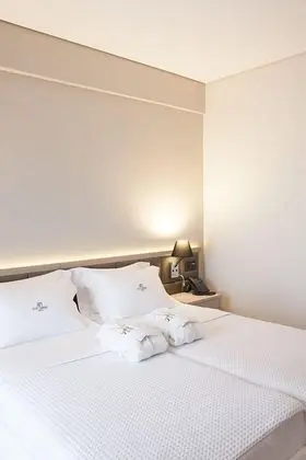Deluxe Tek Büyük veya İki Ayrı Yataklı Oda, Avlu Manzaralı