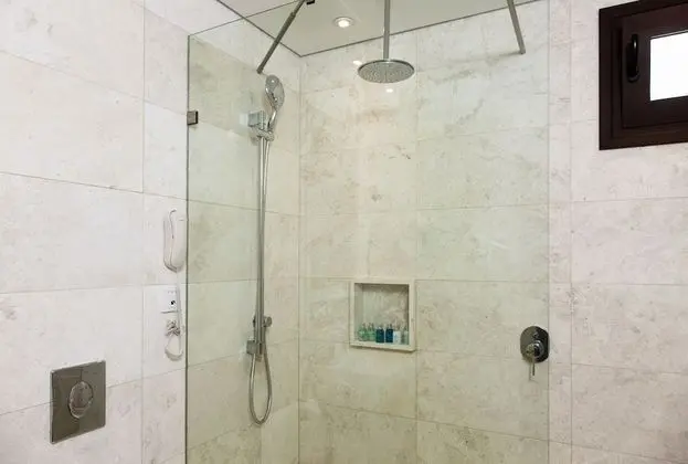 Deluxe Tek Büyük veya İki Ayrı Yataklı Oda, Avlu Manzaralı