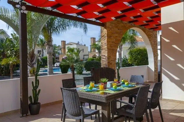 Villa, 2 Yatak Odası, Havuz Kullanımı