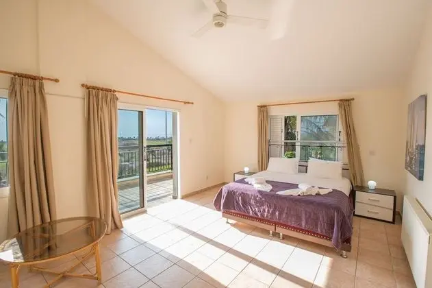 Villa, 4 Yatak Odası, Balkon