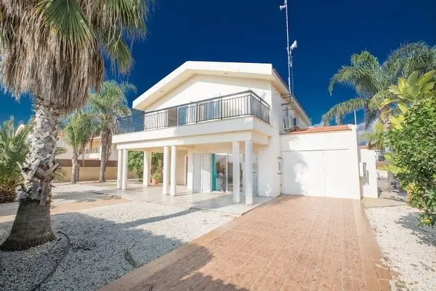 Villa, 4 Yatak Odası, Balkon