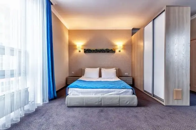Junior Süit, Şehir Manzaralı