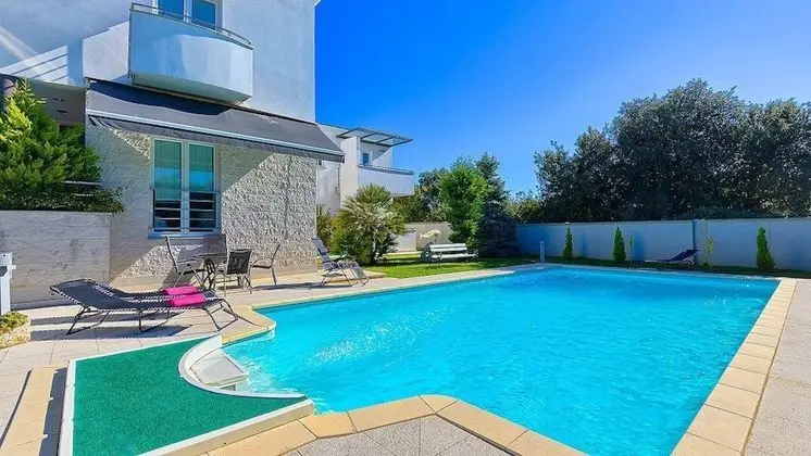 Villa, Birden Çok Yatak