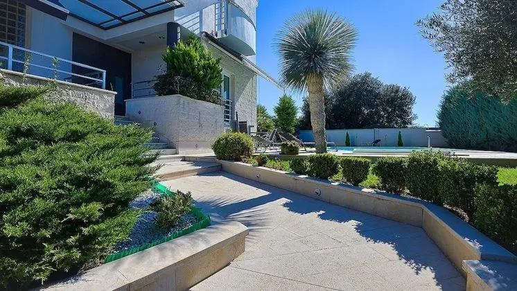 Villa, Birden Çok Yatak