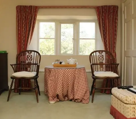 Luxury Tek Büyük Yataklı Oda, Bahçe Manzaralı (Chestnut)