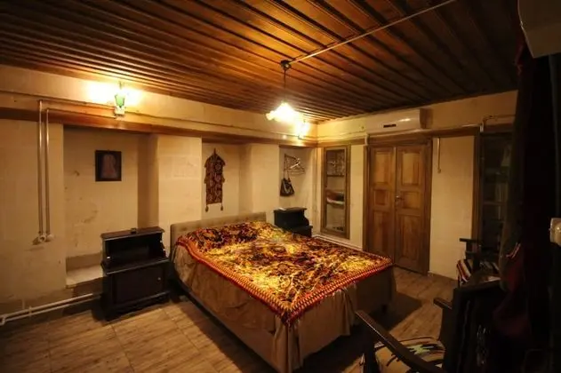 Design Tek Büyük veya İki Ayrı Yataklı Oda, 1 En Büyük (King) Boy Yatak, Bahçe Manzaralı, Bahçeli