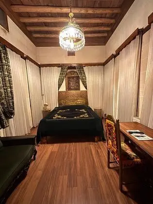 Design Tek Büyük veya İki Ayrı Yataklı Oda, 1 En Büyük (King) Boy Yatak, Bahçe Manzaralı, Bahçeli