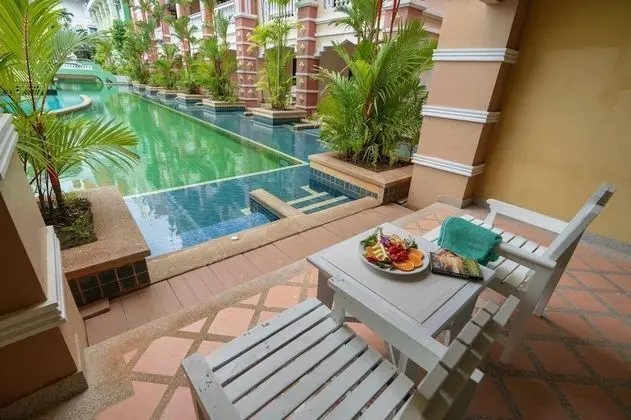 Honeymoon Stüdyo Süit, Havuz Kullanımı