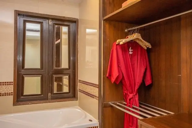 Stüdyo Süit, Sigara İçilmez, Havuz Manzaralı