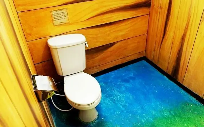 Cabin Mix Private Bathroom (1  pax)