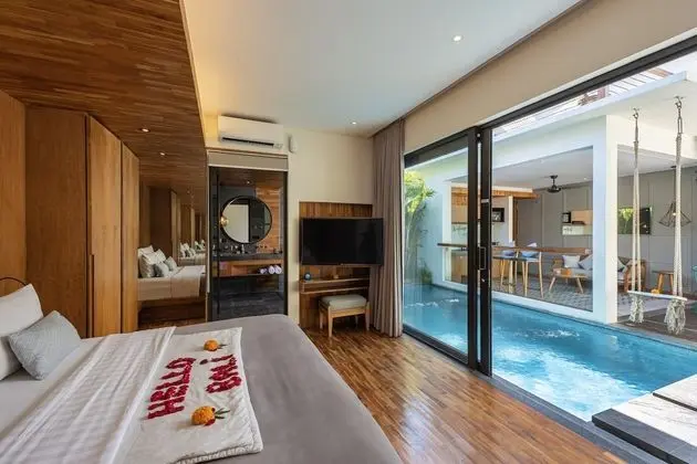 Romantic Villa, 1 Yatak Odası, Kişiye Özel Havuzlu (Floating Bathtub)
